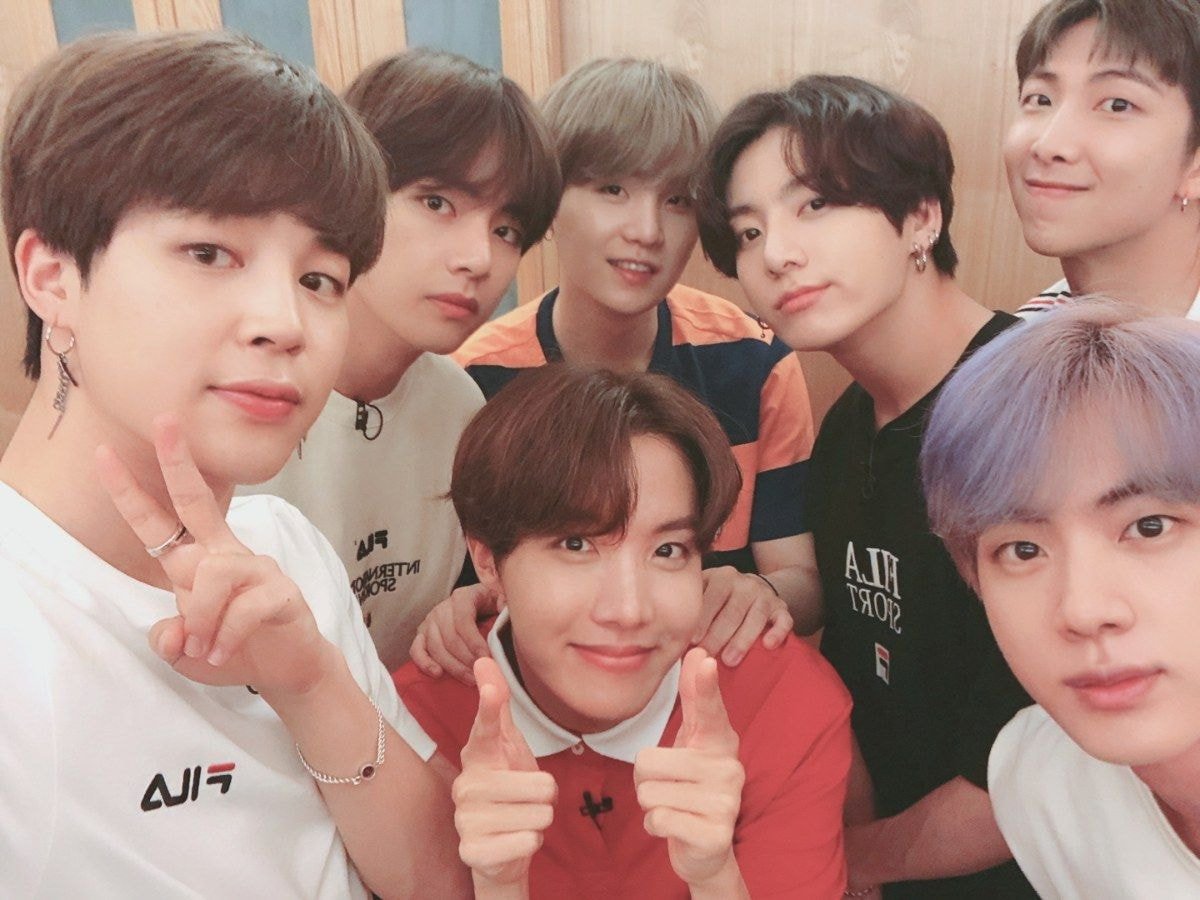 휠라 아니라고 했지만 계속 의심하고 있던 방탄팬 있냐 | 인스티즈