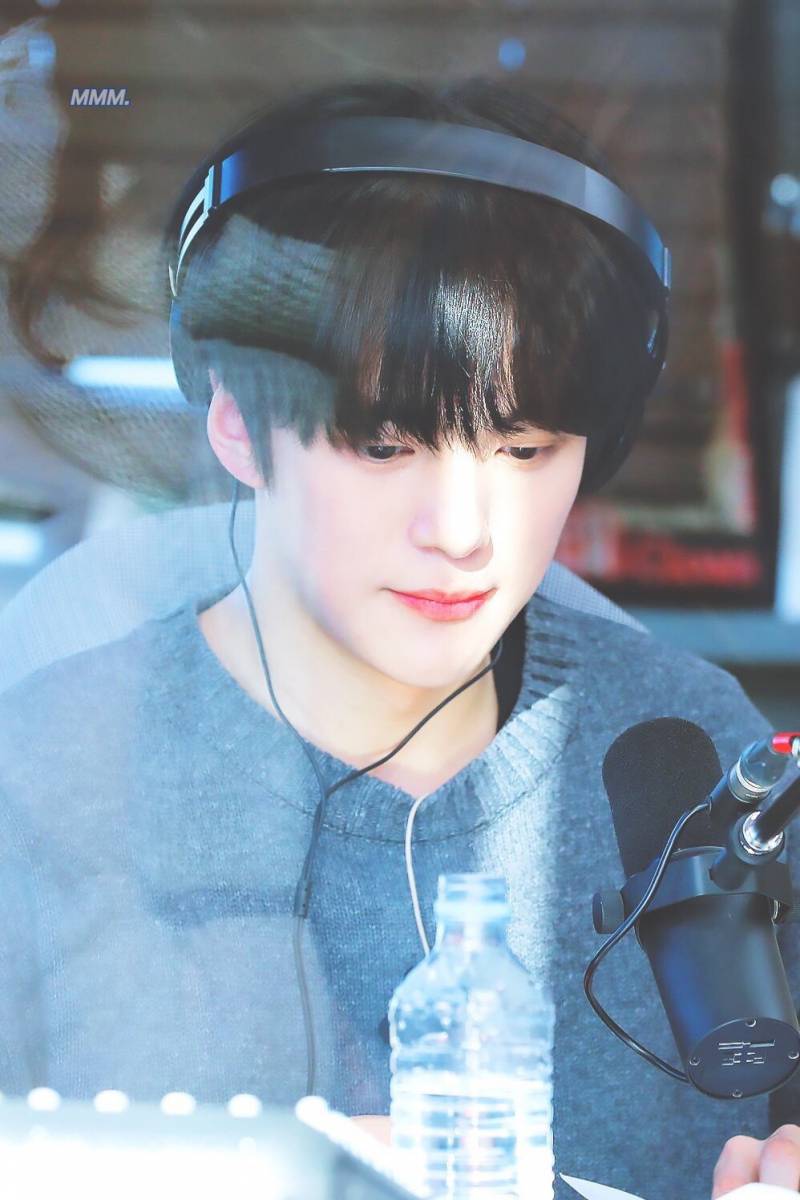 울 강아지.... 인가 엠씨... | 인스티즈