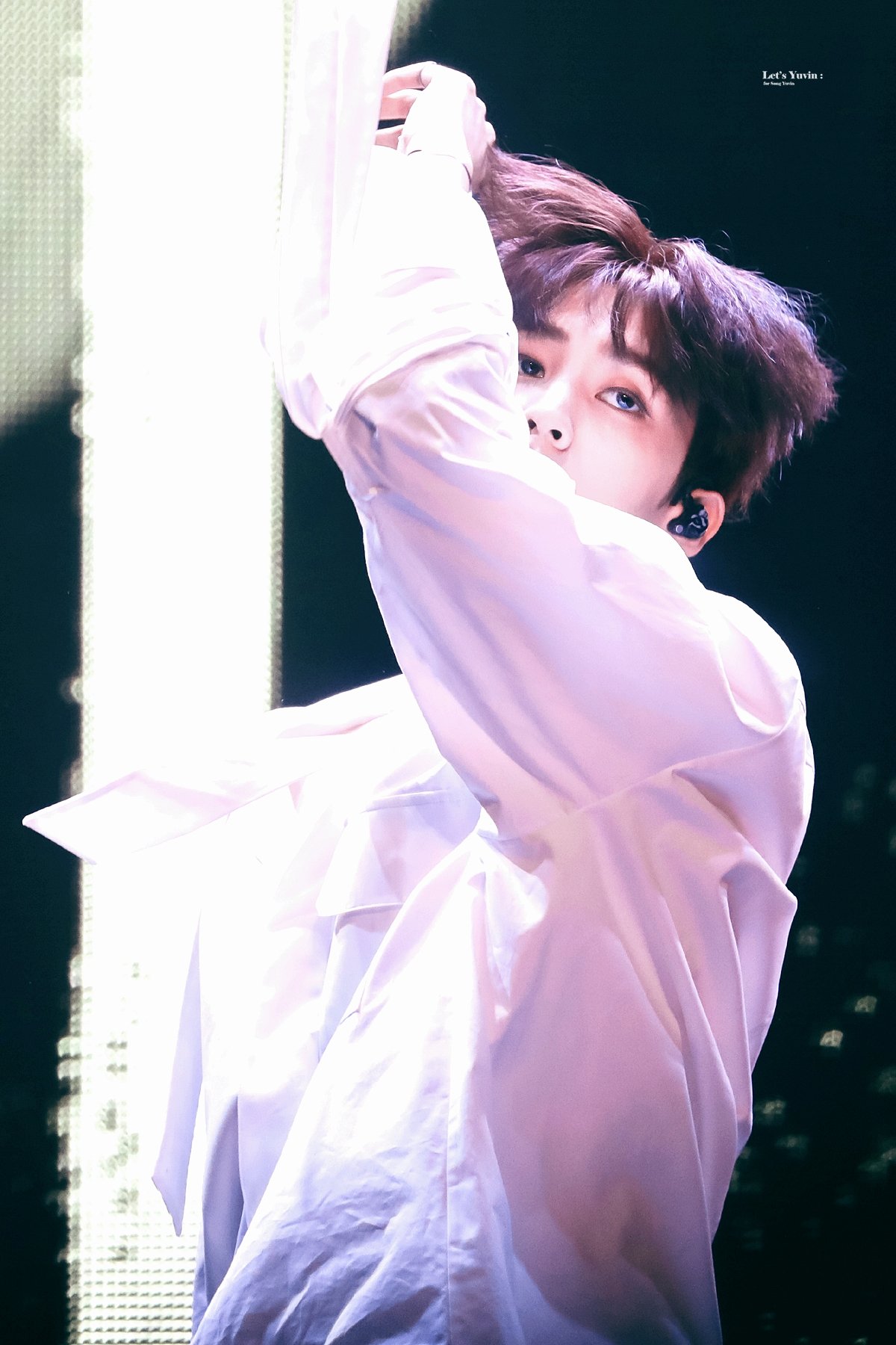 무대 위에 송유빈 | 인스티즈