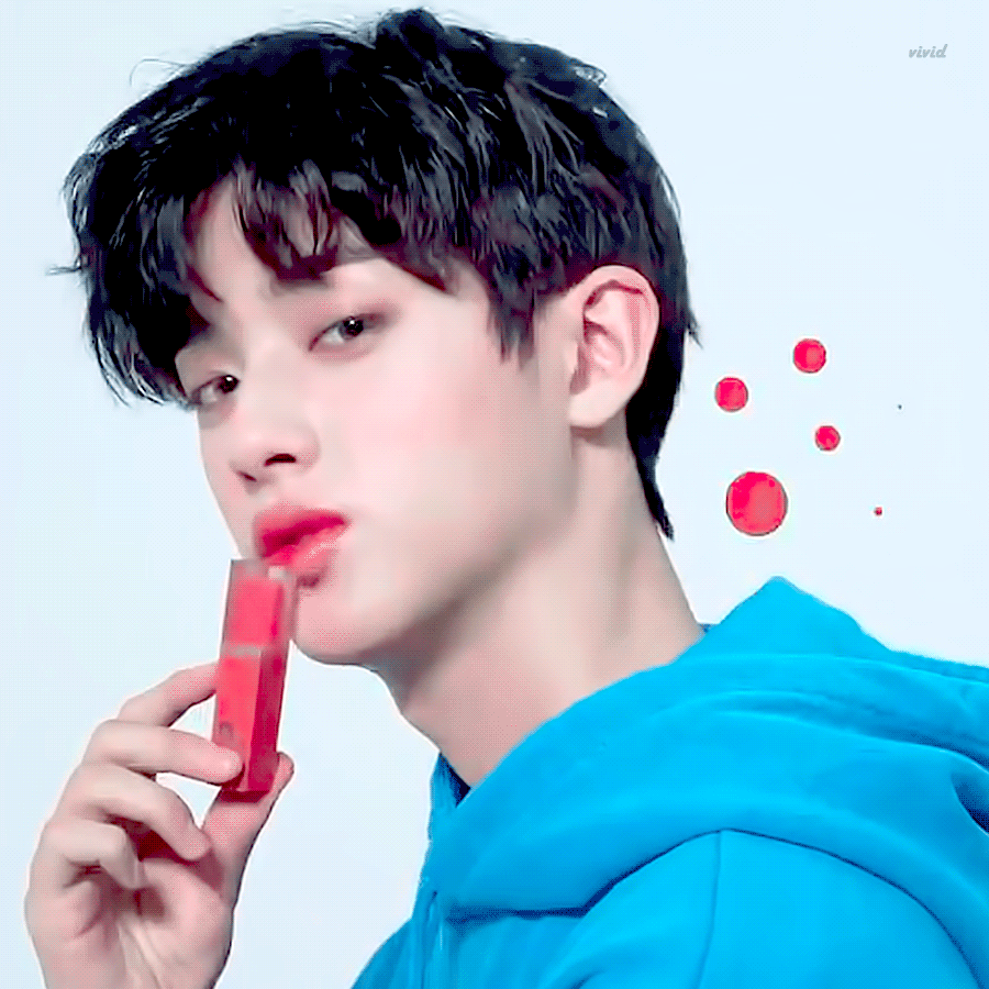 무민규 화장하는거봐ㅋㅋㅋㅋㅋㅋㅋㅋㅋㅋ | 인스티즈