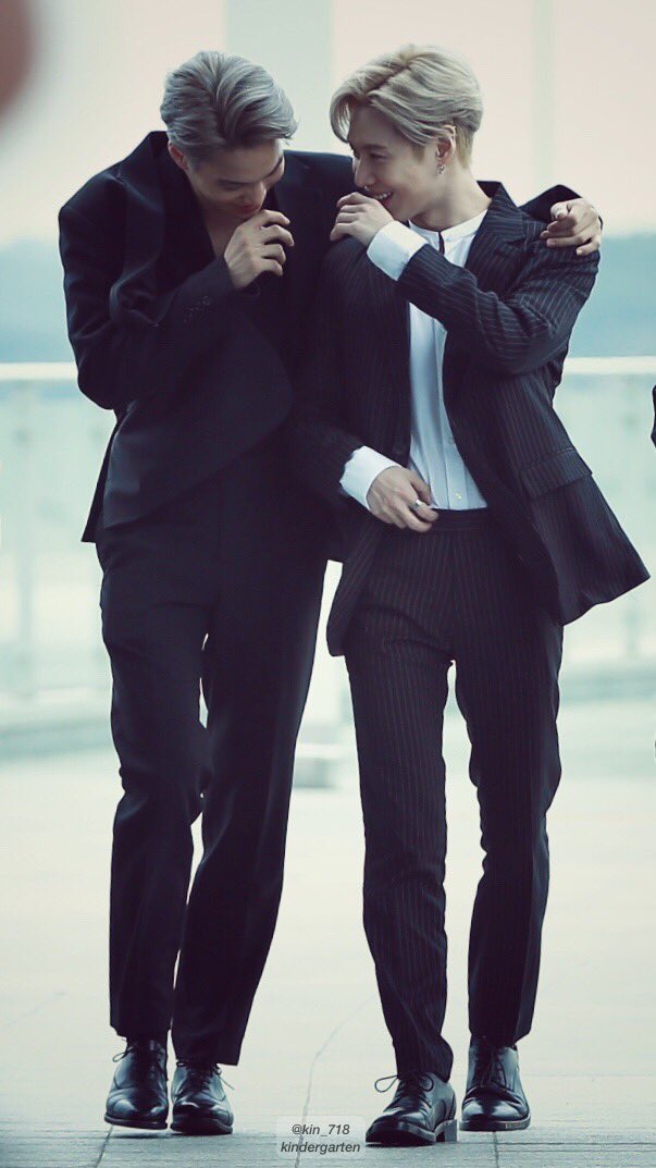 이 사진 완전 부잣집 도련님들 같다 | 인스티즈