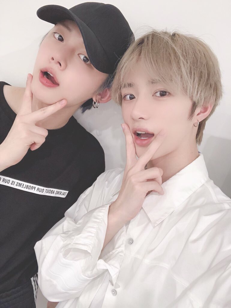 투바투 방금 셀카 뜬 거..... | 인스티즈