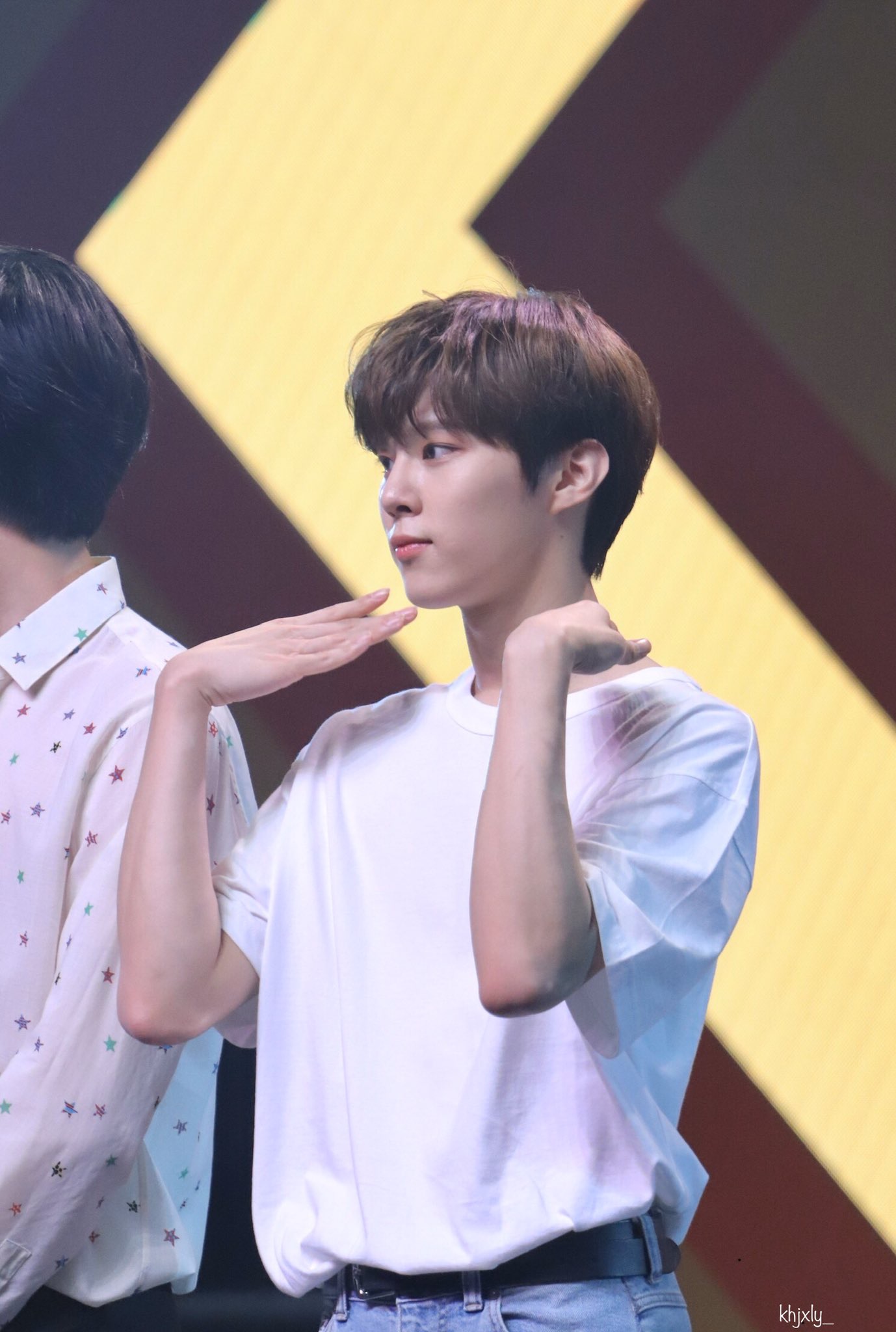 김우석 모든순간 다 조아 | 인스티즈