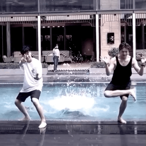 강다니엘 스파이더맨 따라하는 거 | 인스티즈