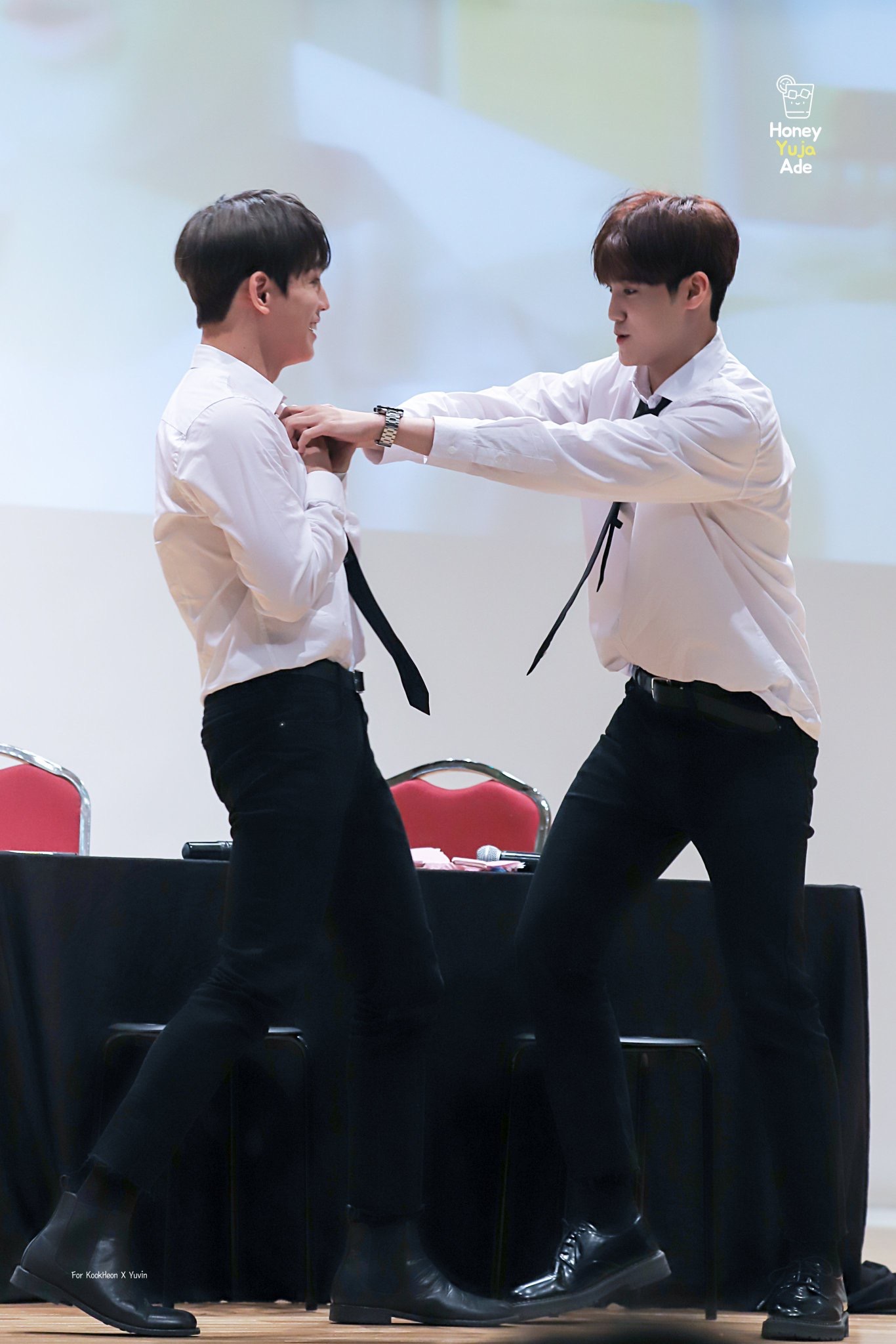 헐.. 김국헌 송유빈 이거 뭐하는거야! | 인스티즈