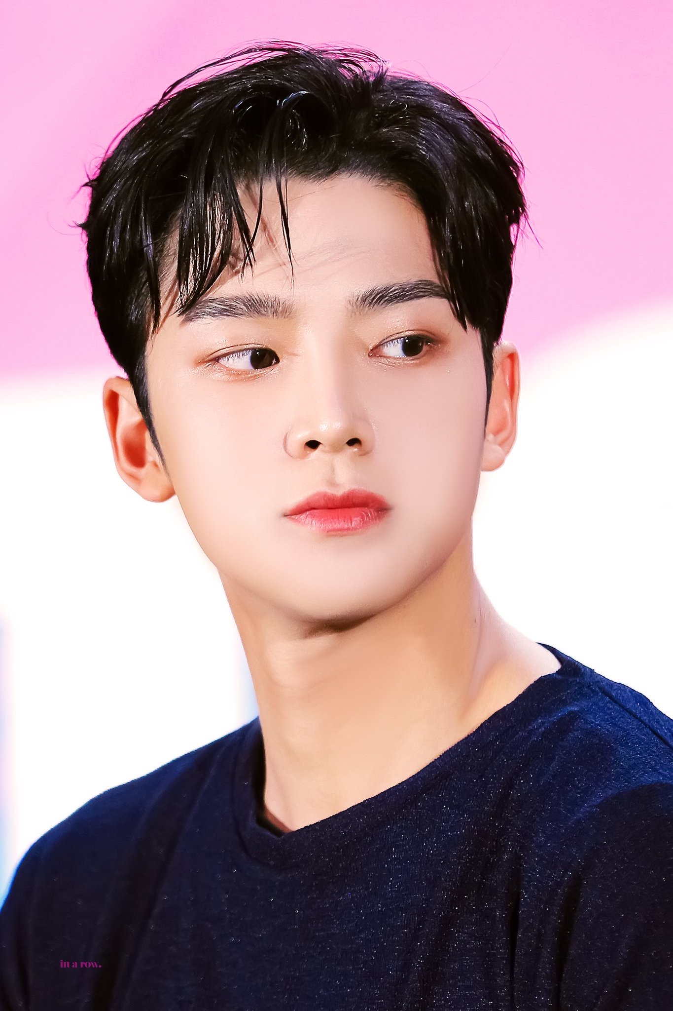 어하루 하루 본체 로운 얼굴 널리 알리기 운동 | 인스티즈