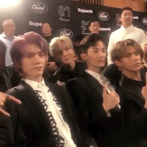 이수만 백현 파트때마다 이러네...ㅋㅋㅋㅋㅋㅋㅋ | 인스티즈