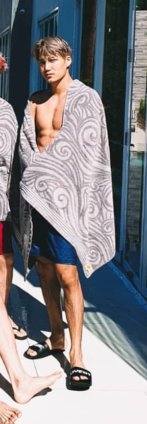 카이 몸매도 몸매인데 | 인스티즈