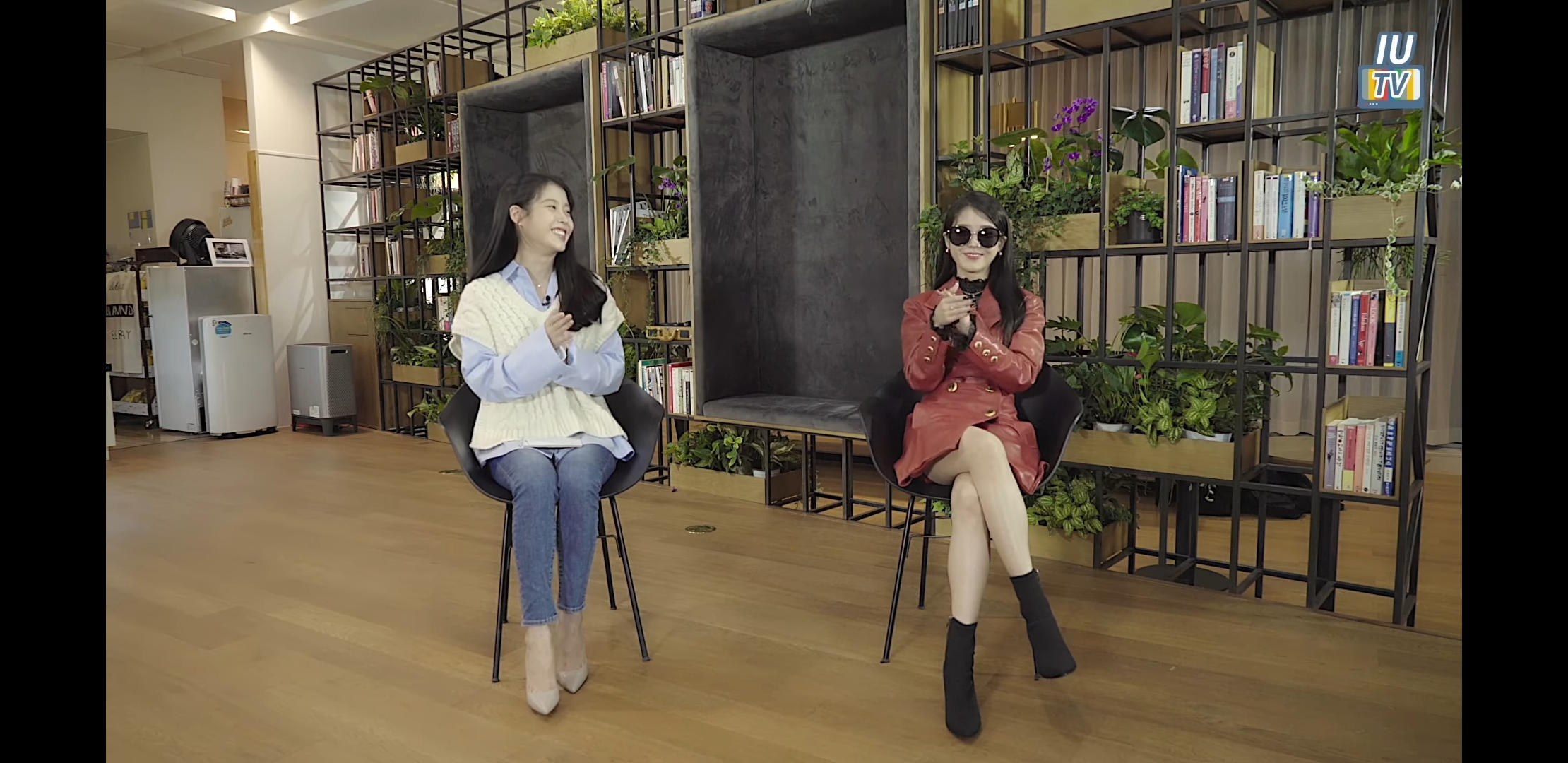 아이유가 장만월 인터뷰한다 | 인스티즈