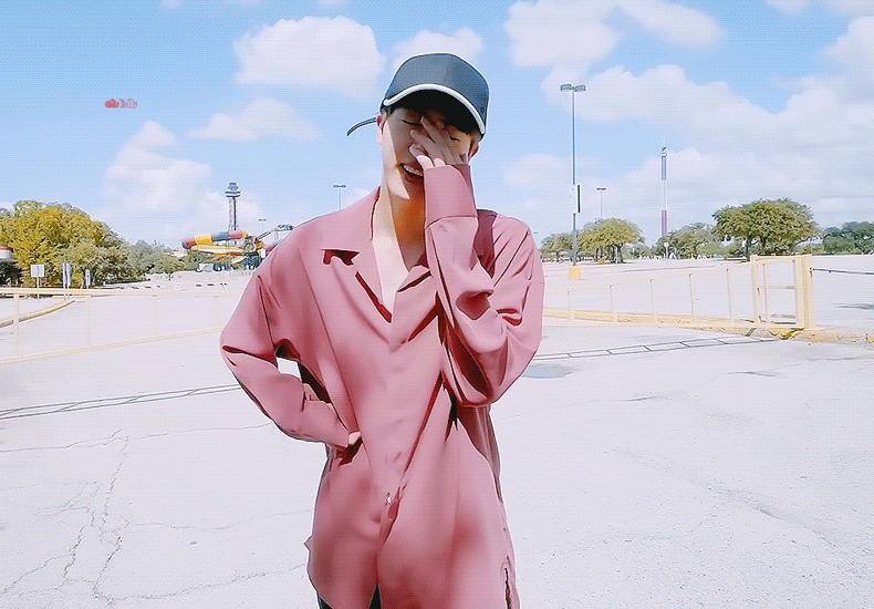 [잡담] 방탄 진 어깨 넓은데 슬렌더인거 넘 좋음 | 인스티즈