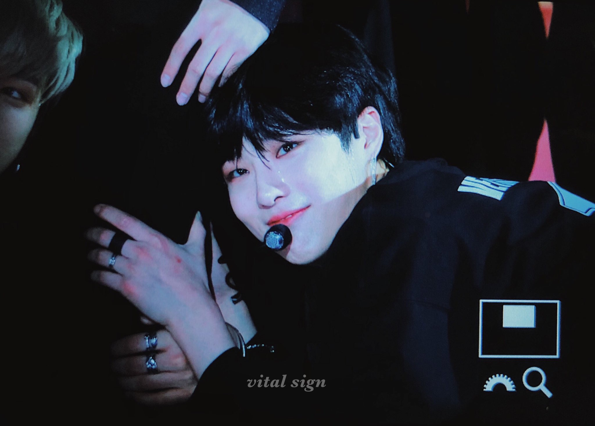 프리뷰는 안줍는 사람이었는데 강남페스티벌 조승연 프리뷰 앨범 만듬 | 인스티즈