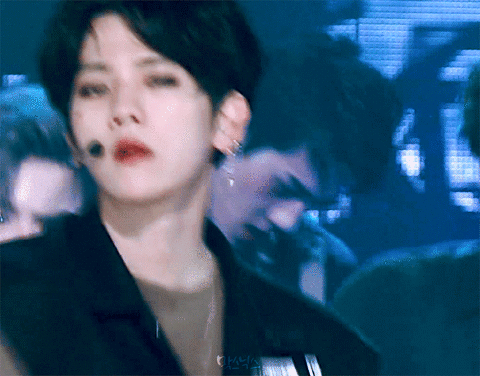 몬스터 백현은 레전드지 몬스터 처돌이 등장 | 인스티즈