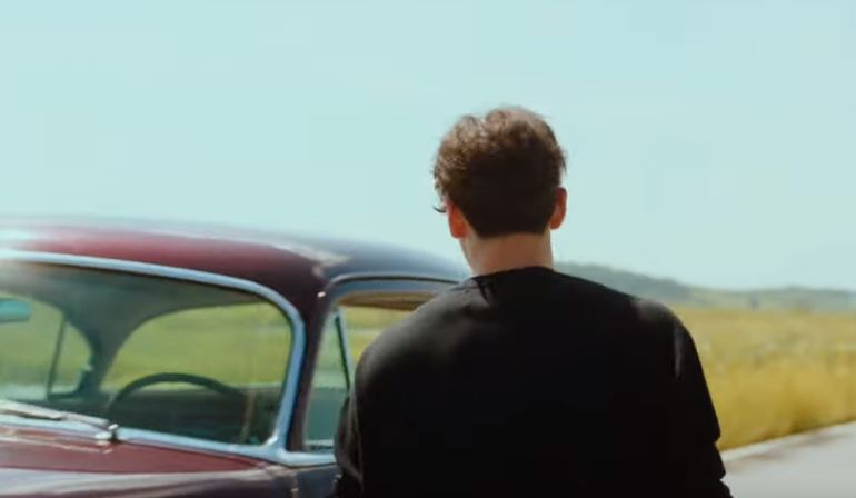 강동호 진짜 얼굴도 대박인데 등빨도 대박이야 | 인스티즈