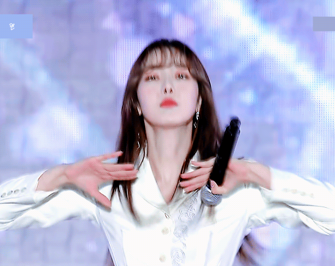 신비 오랜만에 앞머리 내렸다... .... .. | 인스티즈