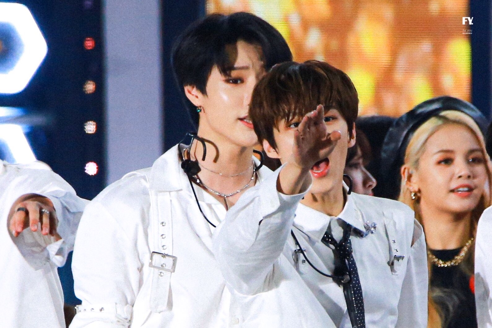 어제 이한결 무대 내려가서 조승연 김우석 가지말라고 하는 거 사진 떴엌ㅋㅋㅋㅋㅋㅋㅋㅋㅋㅋㅋㅋㅋㅋㅋㅋㅋㅋㅋㅋㅋㅋㅋㅋㅋ | 인스티즈