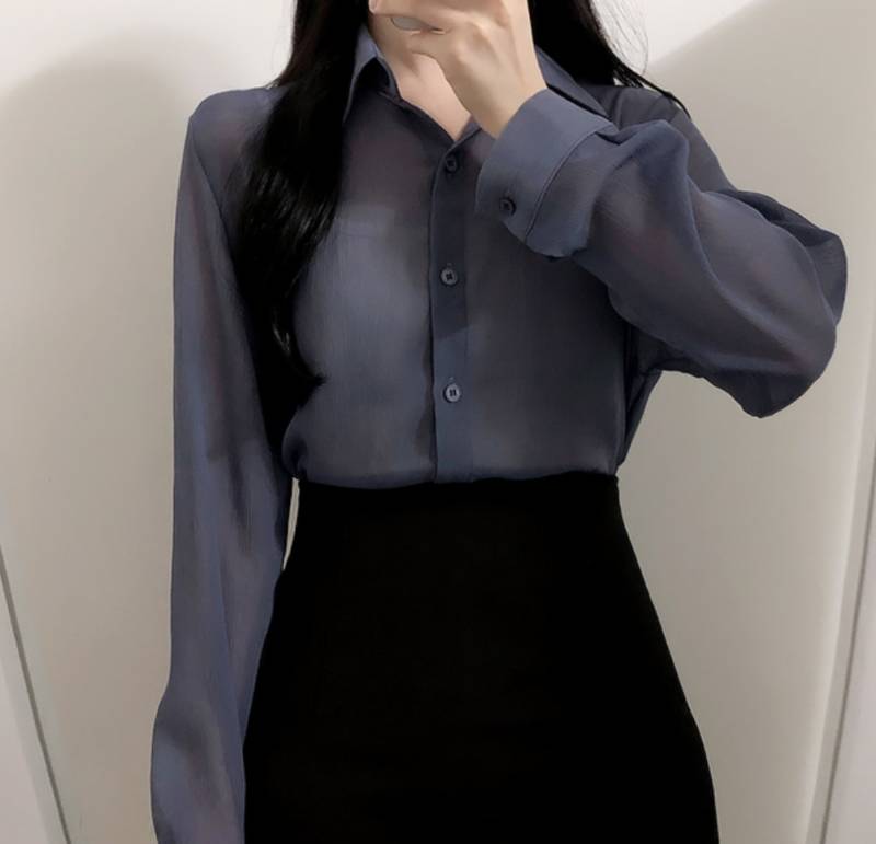 블라우스 색 골라주실 분 있나요?😭😭😭 | 인스티즈