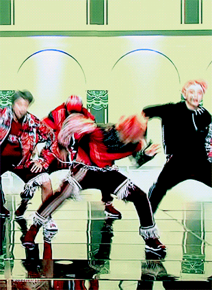 볼때마다 정국 무릎 연골 걱정되는 짤 | 인스티즈