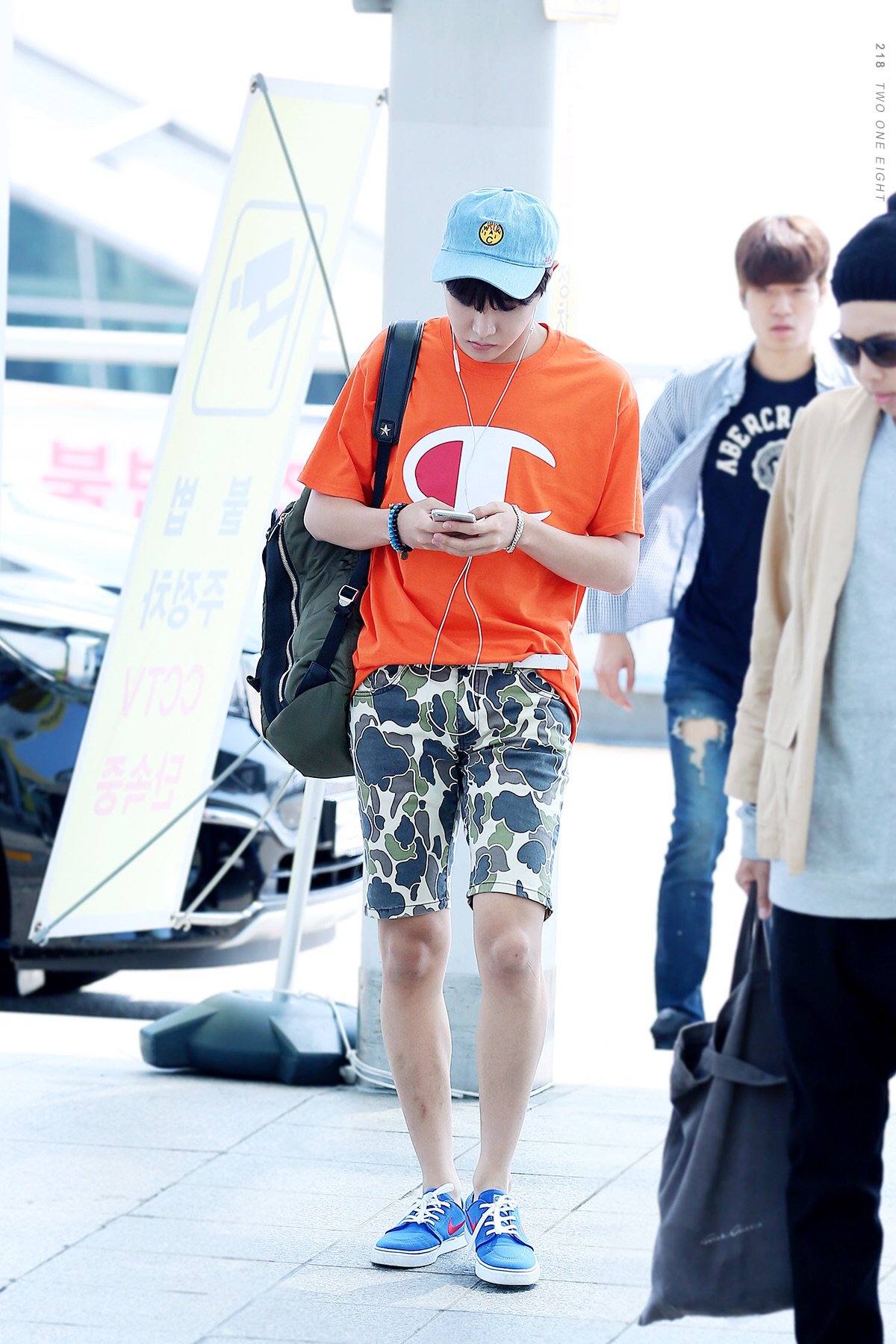 빅히트 방탄코디 김성현씨 제이홉에게 반바지와 긴 양말을 자주 입혀주세요 | 인스티즈