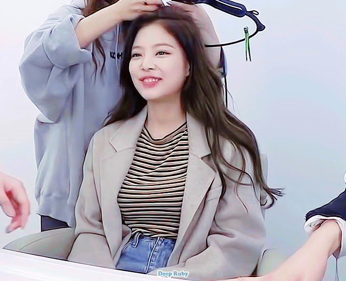 제니 얼굴보고 힐링하기 | 인스티즈