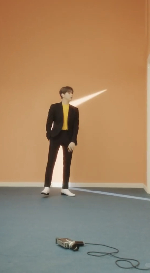 강다니엘 뮤비보는데 이부분 피지컬에서 못나오는중임 | 인스티즈