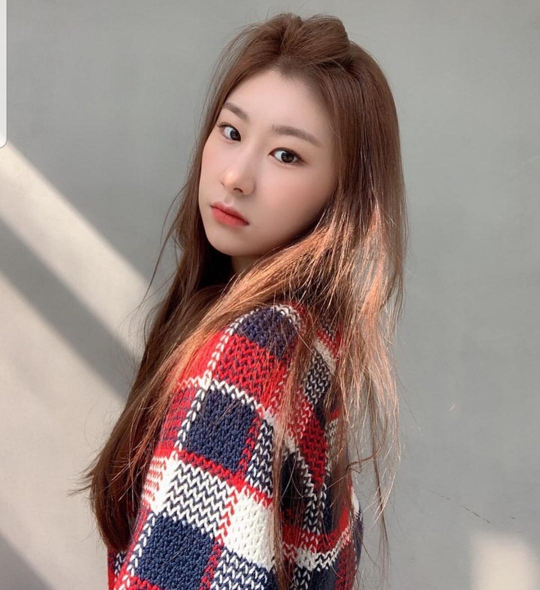 있지 채령이랑 아이즈원 강혜원 닮지 않았어?? | 인스티즈