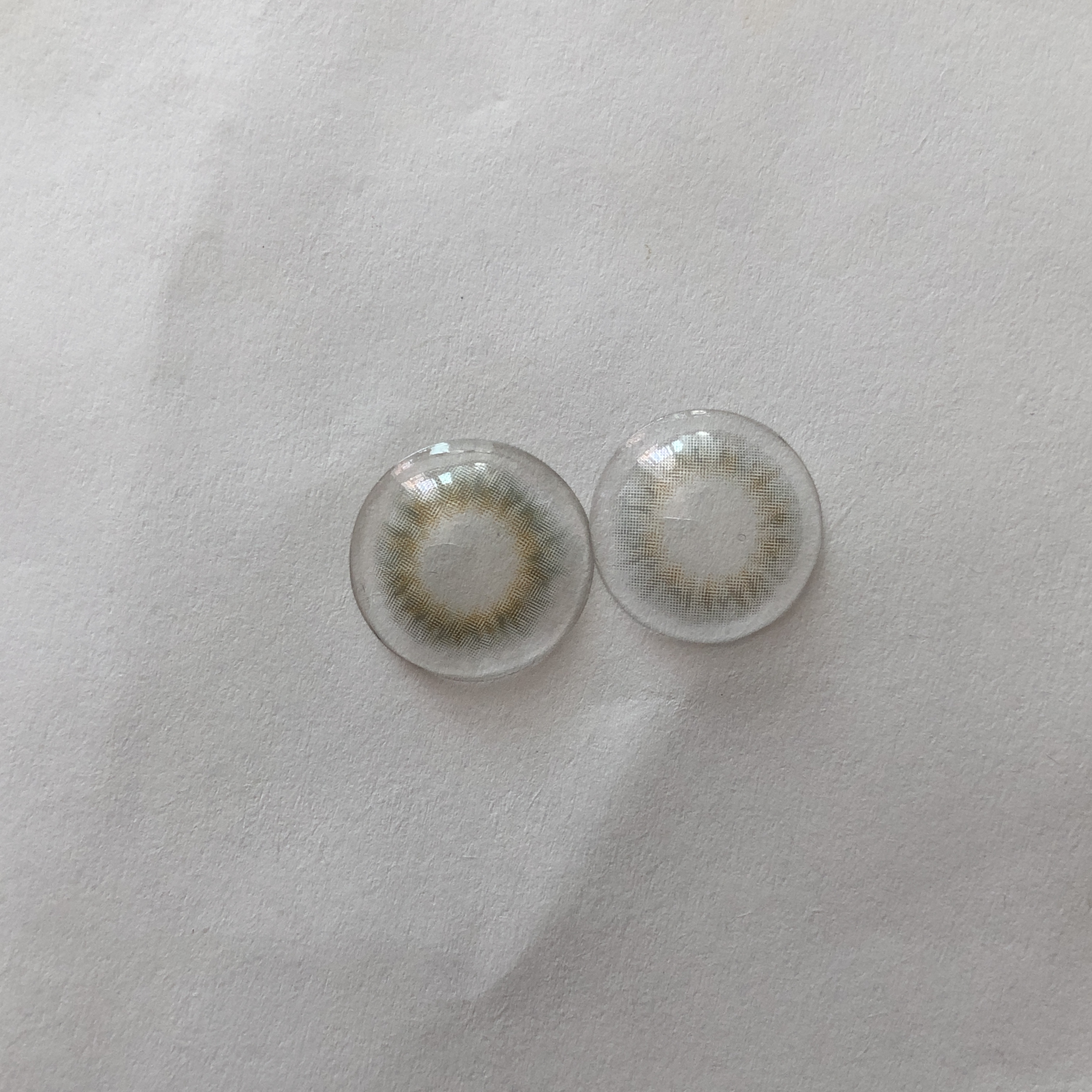 렌즈 이거 불량 같지 않음? | 인스티즈