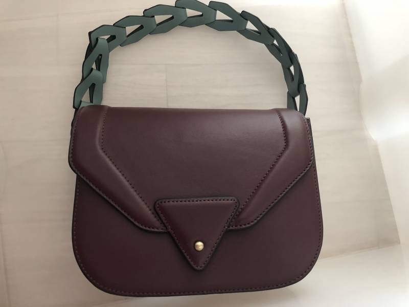 이거 가방 많이 이상해? | 인스티즈