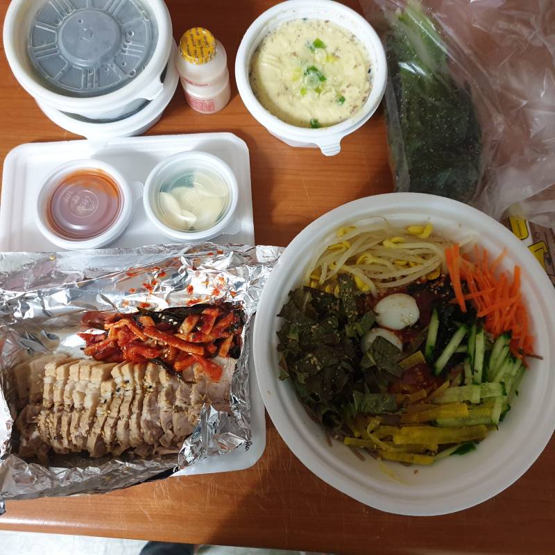 배민에서 보쌈시켜먹고 미역국도 시켰는데 | 인스티즈