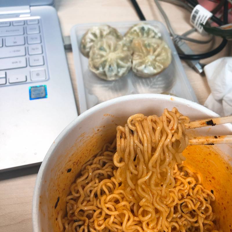 이 시간에 저녁먹기🍽 최고의 조합 발견✨ | 인스티즈