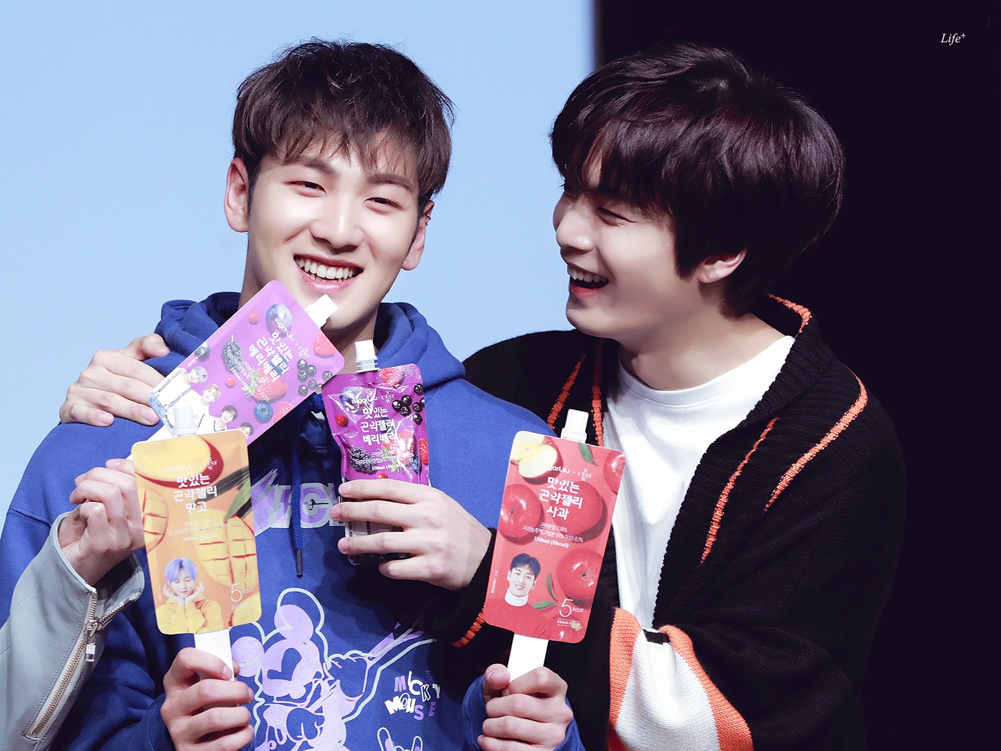 인기글보고 ㅅㅊ하는 리더&셋째 브이앱 (뉴이스트) | 인스티즈