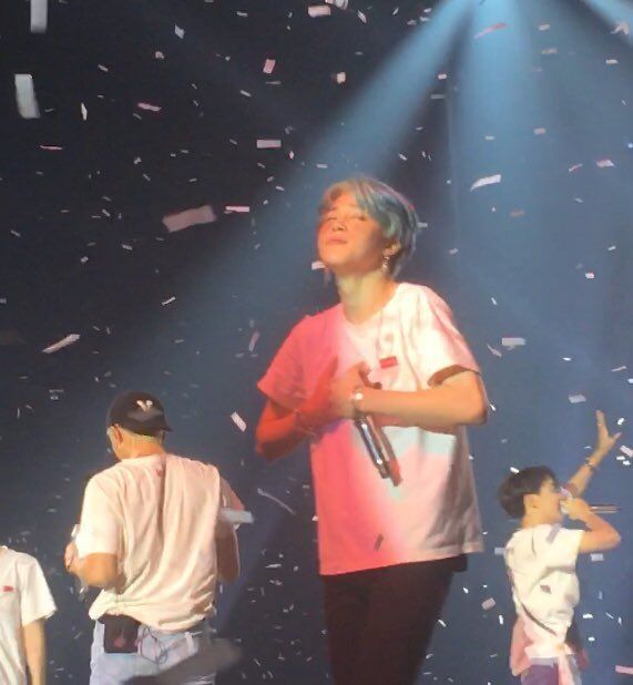 지민 이 사진 너무 귀여움ㅋㅋㅋㅋㅋ | 인스티즈