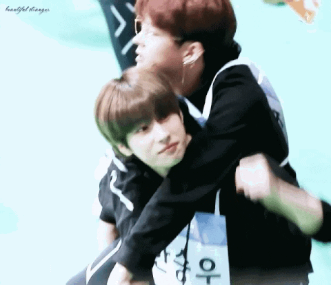 한승우 빅톤이랑 있을 때랑 큰누나랑 있을 때랑 느낌 완전 달라ㅋㅋㅋㅋ | 인스티즈