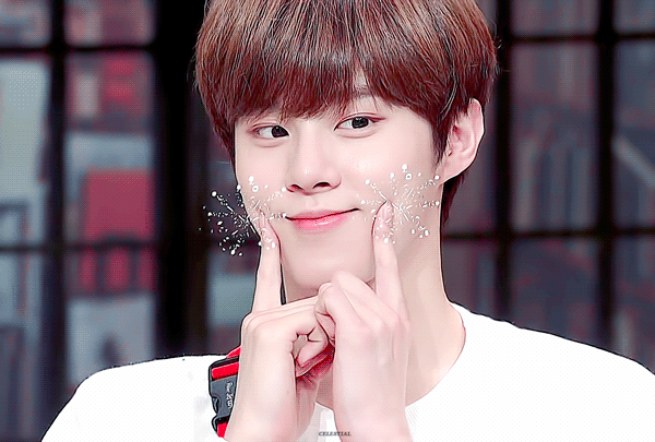 김우석 천상아이돌 아닐리 없다 | 인스티즈