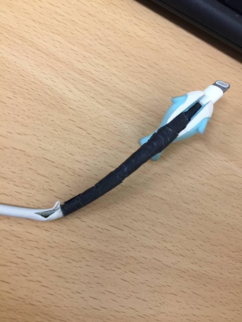 나 진짜 충전기 보내줘야하나 봐... | 인스티즈