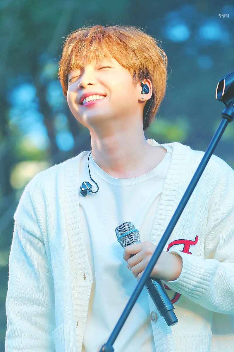 웃는게 행복한 가오리같은 아이돌 | 인스티즈