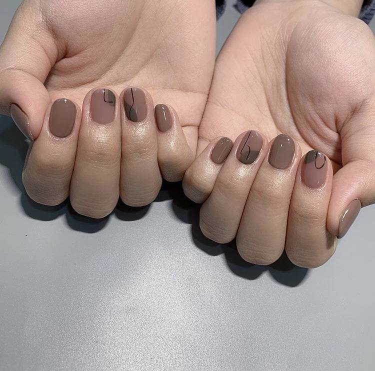 급한 쓰니 네일 골라줘ㅠㅠㅠ | 인스티즈