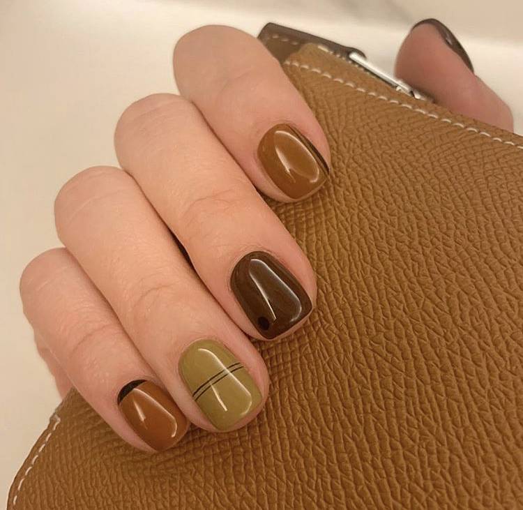 급한 쓰니 네일 골라줘ㅠㅠㅠ | 인스티즈