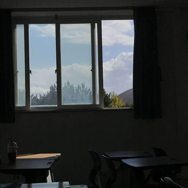 학교에 혼자 공부하러 왔는데 구름이 너무 예뻐서 공부를 못하겠어 | 인스티즈