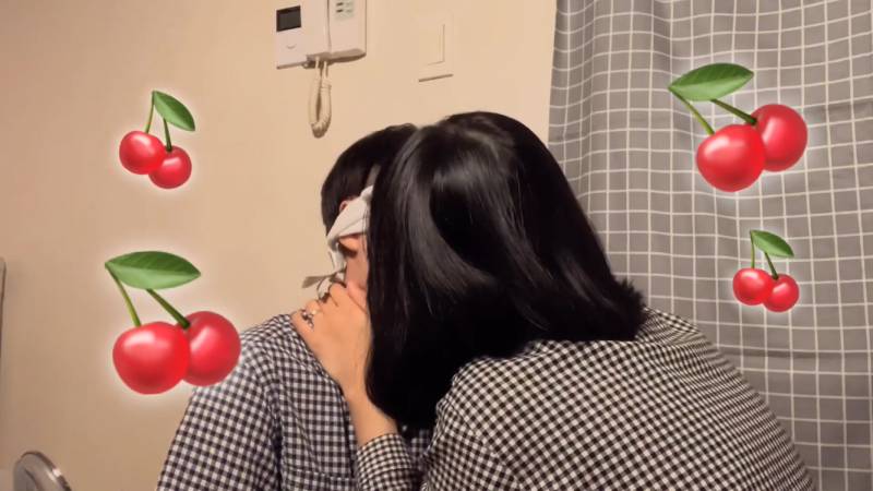 익들아 이 언니들 챕스틱 챌린지 쩔어,,, | 인스티즈