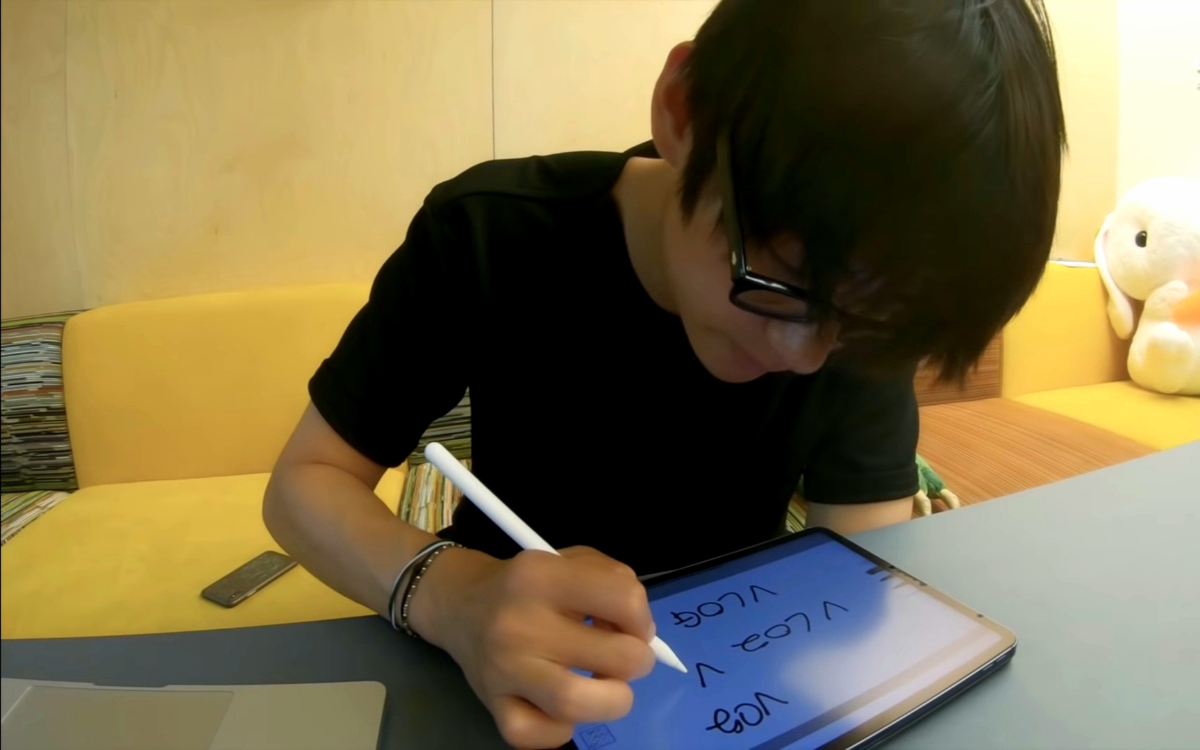 이사진 일코 가능하겠지? | 인스티즈