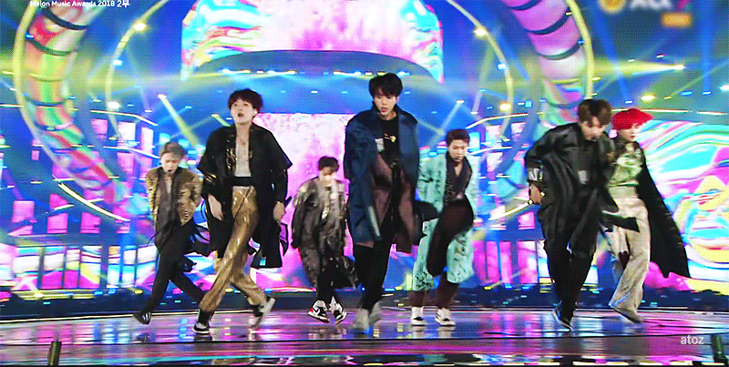 방탄 경복궁 무대한겸 다시 멜뮤18 무대를 봐따 | 인스티즈