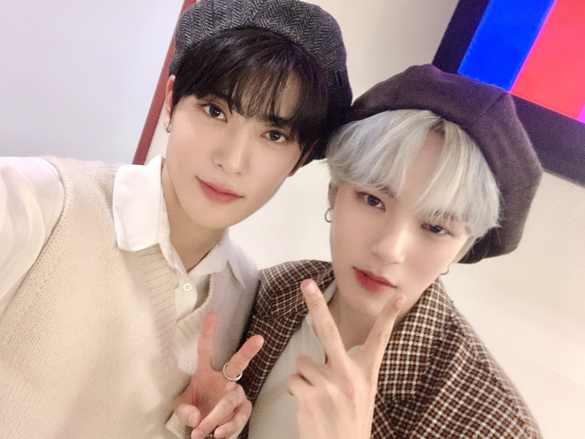 정재현 몬민혁 셀카 미쳤다 | 인스티즈