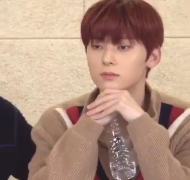 뉴이스트 강동호가 스포했을때 나의 기분 | 인스티즈