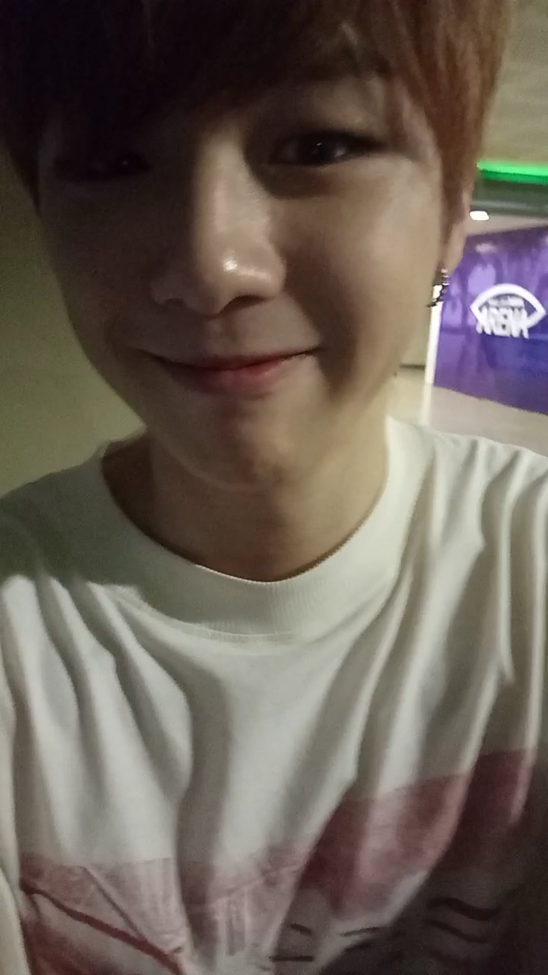 강다니엘 모찌야? | 인스티즈