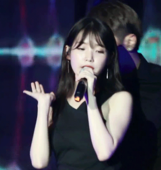 엥 머야 아이유.. 완전히 | 인스티즈