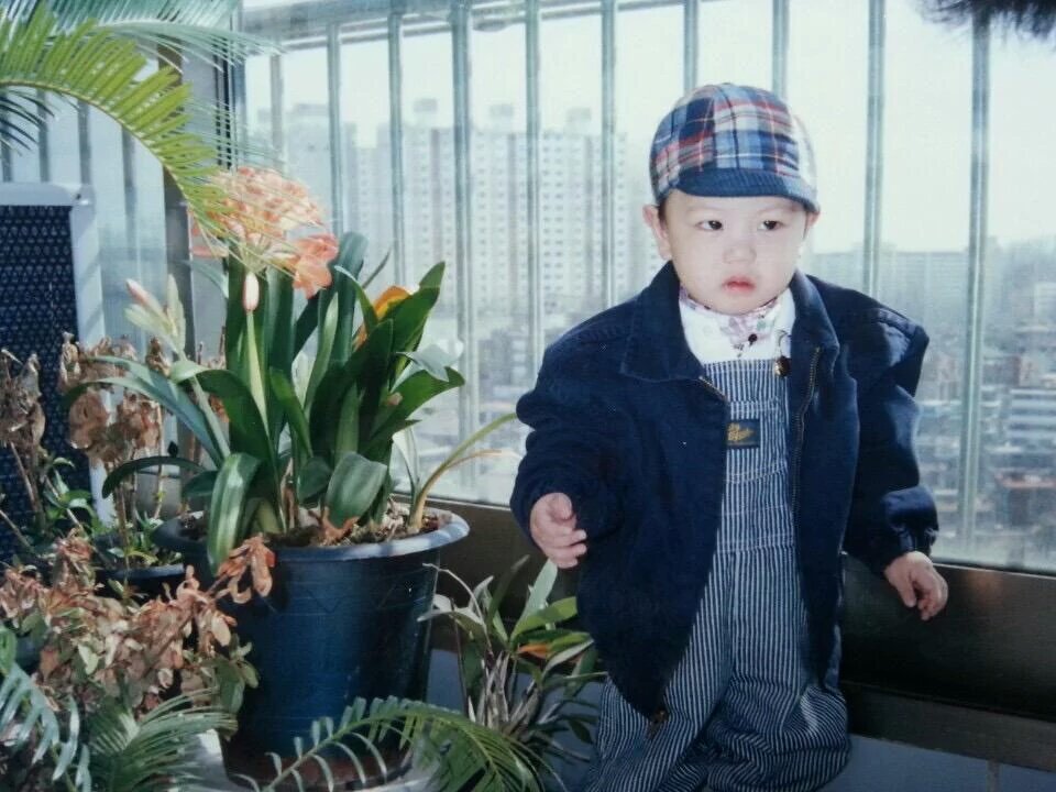 멤버 모두가 어릴 때랑 현재랑 정말 판박이인 그룹 | 인스티즈