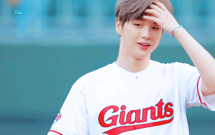 으아아아아아악 오늘 강다니엘 무대해 으아아아아아아악 | 인스티즈