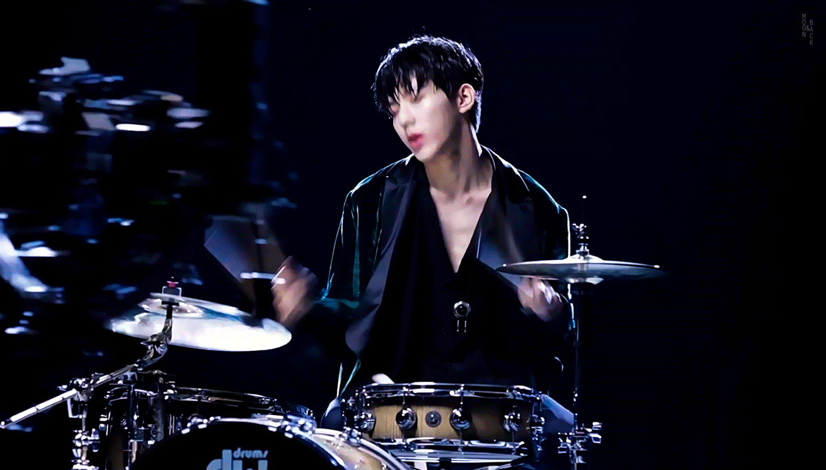 세상에 드럼 치는 강아지가 어딨어ㅋㅋ | 인스티즈