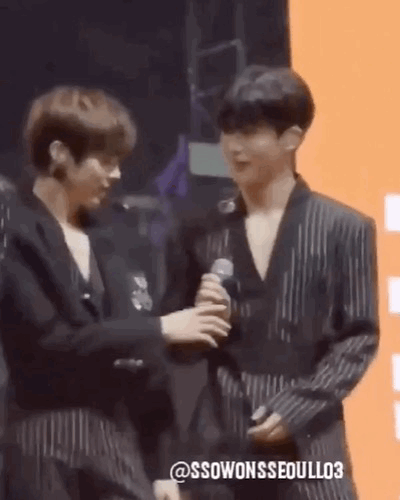 ㄱ 최애 둘 엮는사람 | 인스티즈