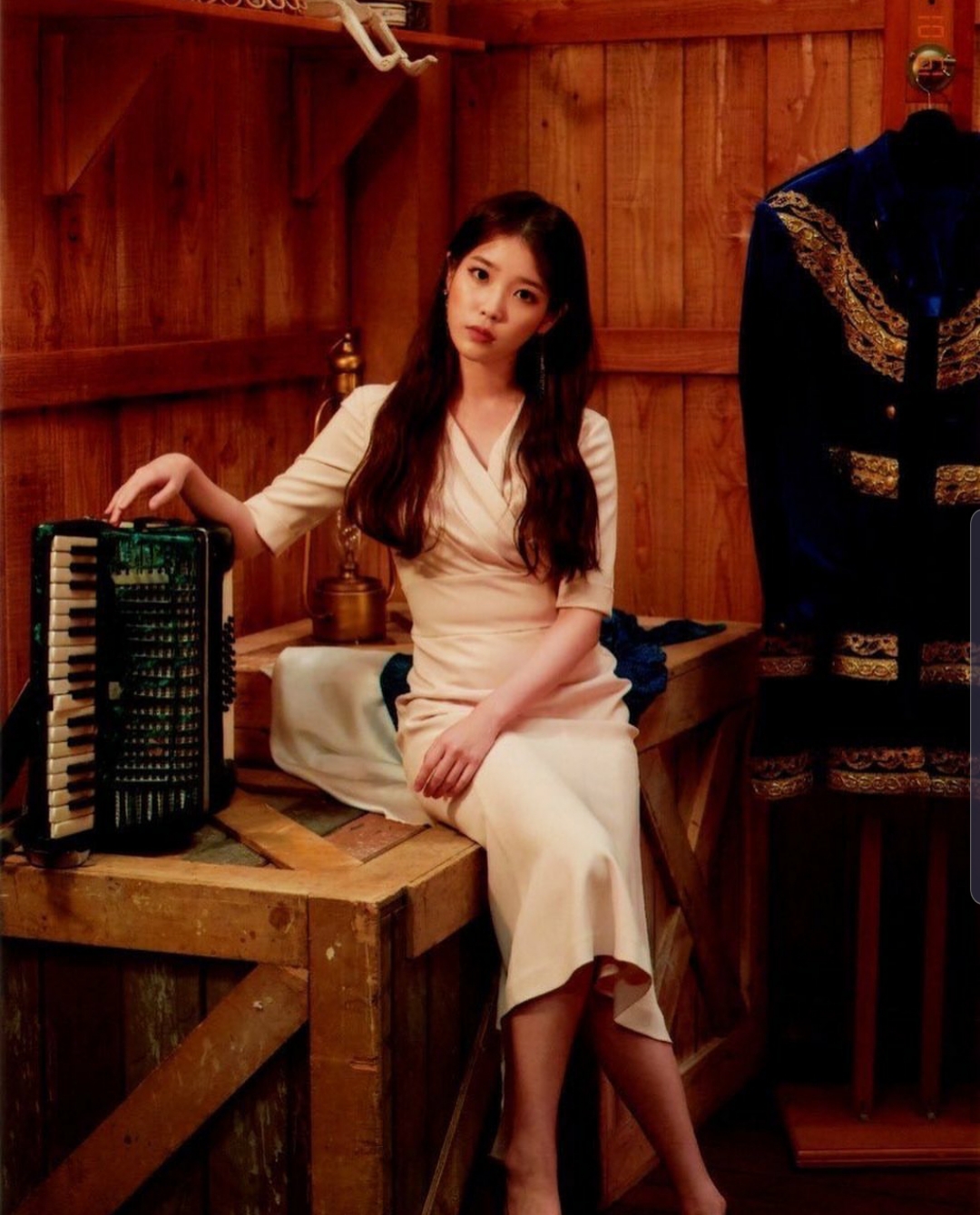 엥 머야 아이유.. 완전히 | 인스티즈